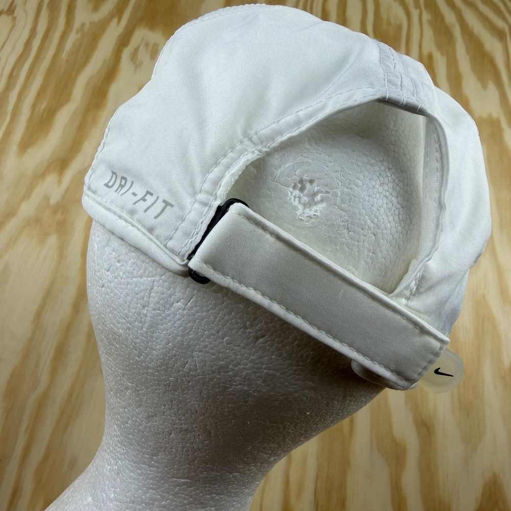 Nike Oregon Ducks Featherlight Dri-FIT Hat White Adjustable Baseball Cap Mens - Picture 4 of 5